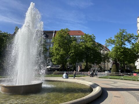 Viktorialuiseplatz.jpg