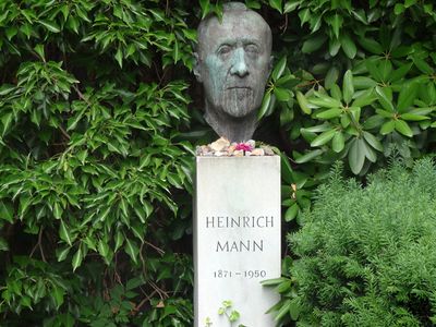 Grab von Heinrich Mann