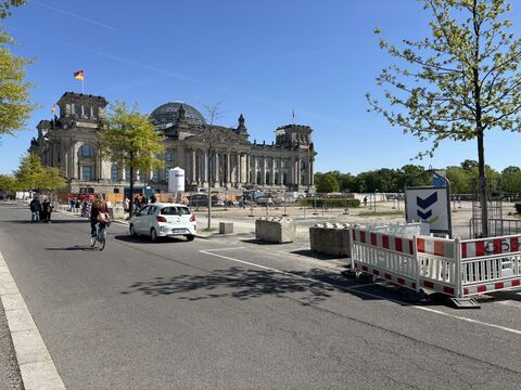 Paulloebeallee.jpg