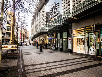 Standort der Geiselnehmer des Gladbecker Geiseldramas auf der Breite Straße in Köln (Ansicht November 2016)