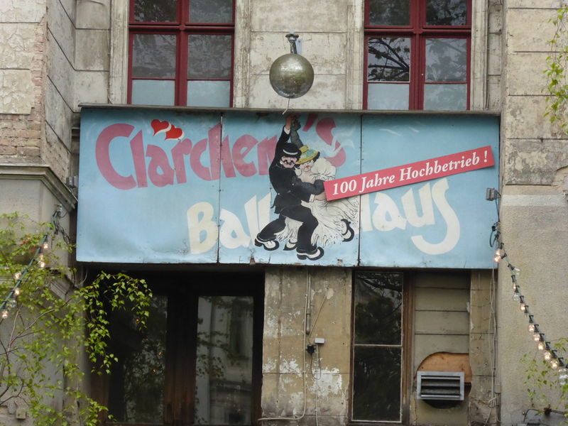 Datei:Claerchensballhaus2.jpg