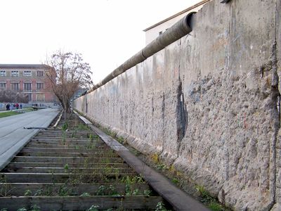 Mauerreste in der Niederkirchnerstraße in Berlin