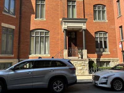 22 W Schiller St, Chicago, IL 60610 (Drehort "Ferris macht blau")