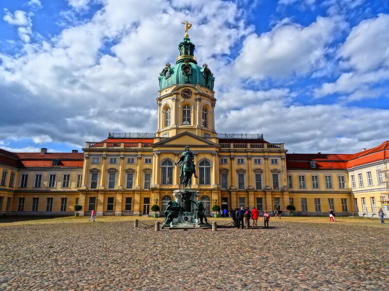 Datei:Schlosscharlottenburg.jpg