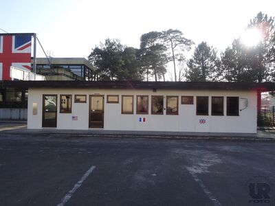 letztes Kontrollhäuschen vom Checkpoint Charlie im Alliiertenmuseum
