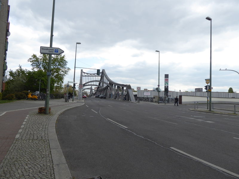 Datei:Swinemuenderbruecke2.jpg