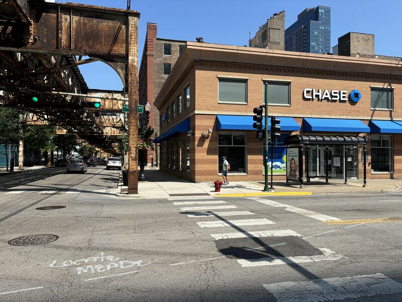 Datei:230wgrandave.jpg