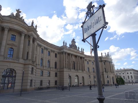 Bebelplatz.jpg