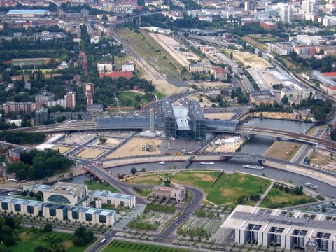 Berlinhbf.jpg