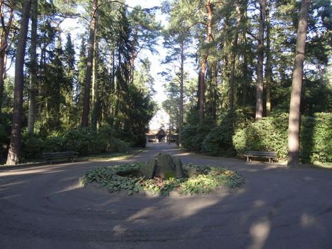 Waldfriedhofdahlem.jpg
