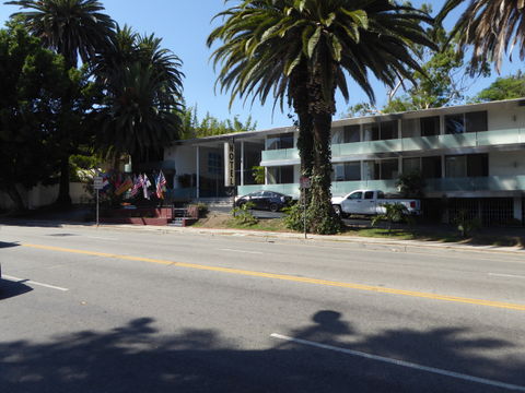 Landmarkmotel.jpg