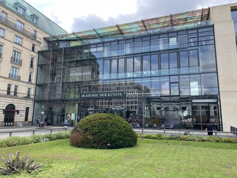 Datei:Pariserplatz4.jpg