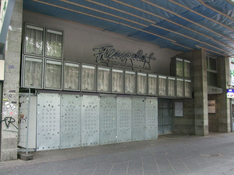 Datei:Ufapalastkoeln.jpg
