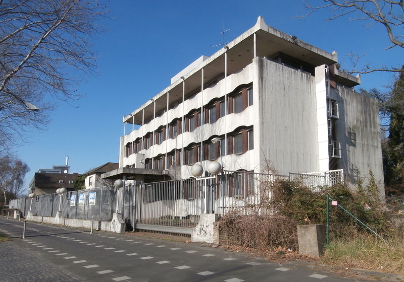 Datei:Saudiarabischebotschaftbonn.jpg