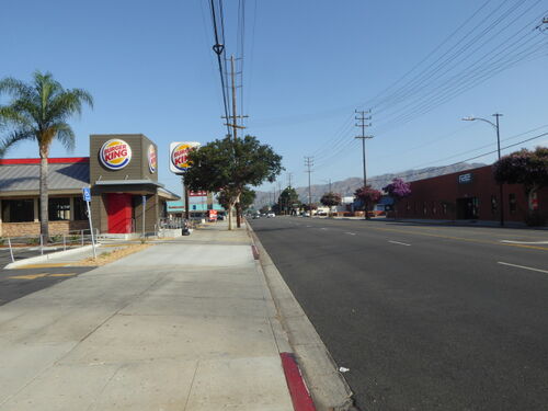 535nvictoryblvd.jpg